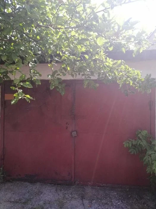 Garage for sale in the "Shkilny" cooperative