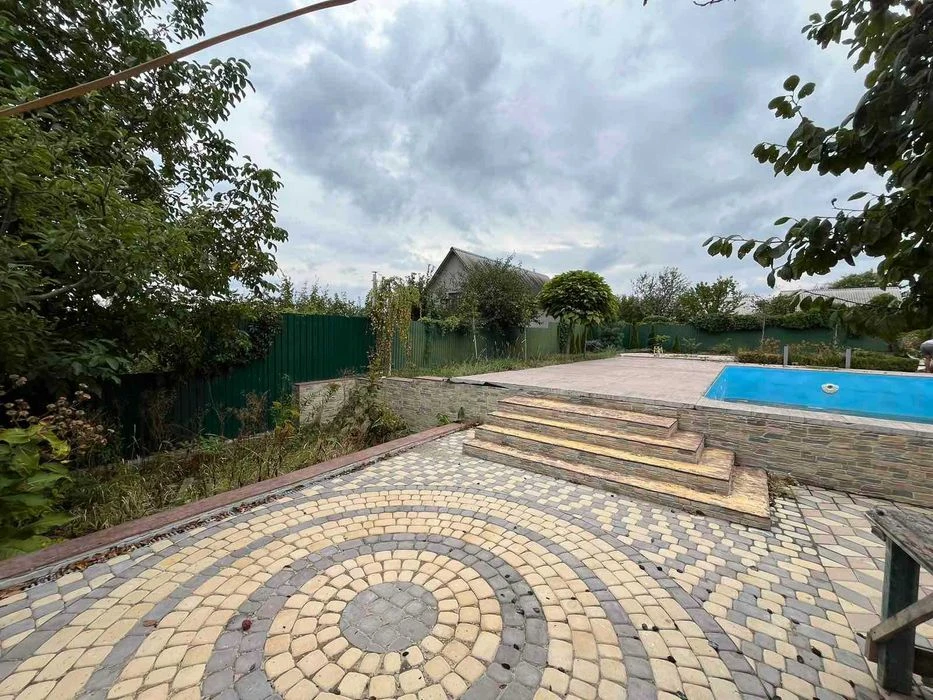 House for sale Pyatnychany district 2816