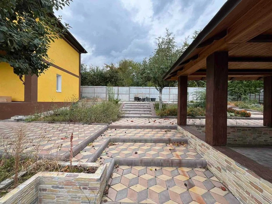 House for sale Pyatnychany district 2816
