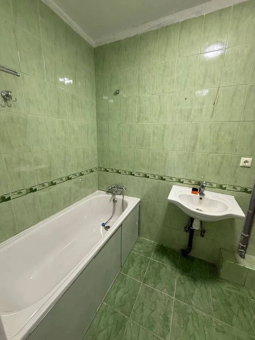 Продам 4 ком Квартира Ольжича Петровского Ивана Мазепы Металл