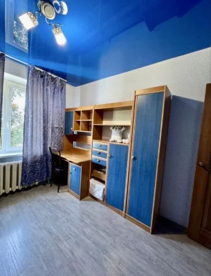 Продаж  3 х кімнатноіі  квартири на Левой стороні  Чешка