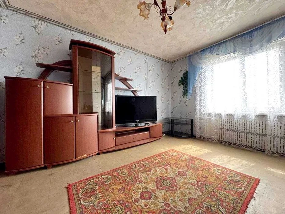 Продам 2-комнатную квартиру (чешка 50м2), ул. Калиновая