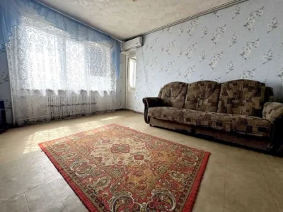 Продам 2-комнатную квартиру (чешка 50м2), ул. Калиновая