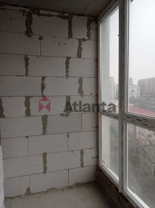 Квартира-студия в новом ЖК "Акварель 3" в центре по ул. пей