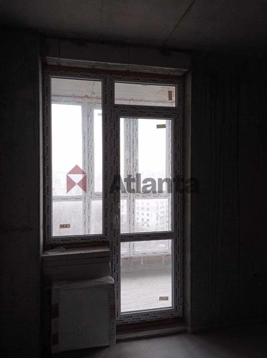 Квартира-студия в новом ЖК "Акварель 3" в центре по ул. пей