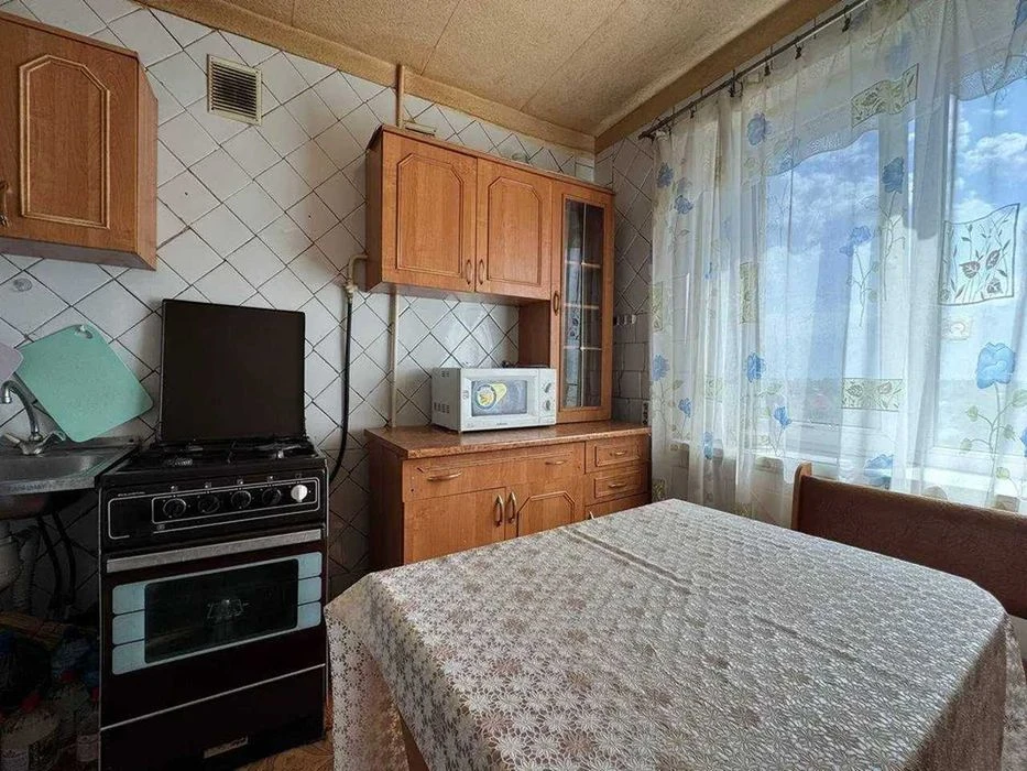 Продам 2-комнатную квартиру (чешка 50м2), ул. Калиновая