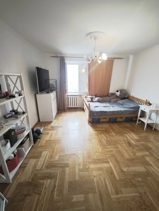 2-room apartment for sale in Lviv on Trakt Hlynyanskyi Street