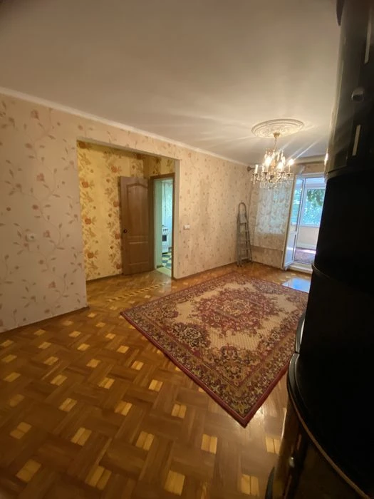 Черемушки/Филатова/ Космонавтов, продам 3-х комнатную кварти