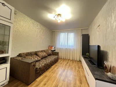 Urgent!! Selling a 4-room apartment in Pivnichna Saltivka 4 Gv.