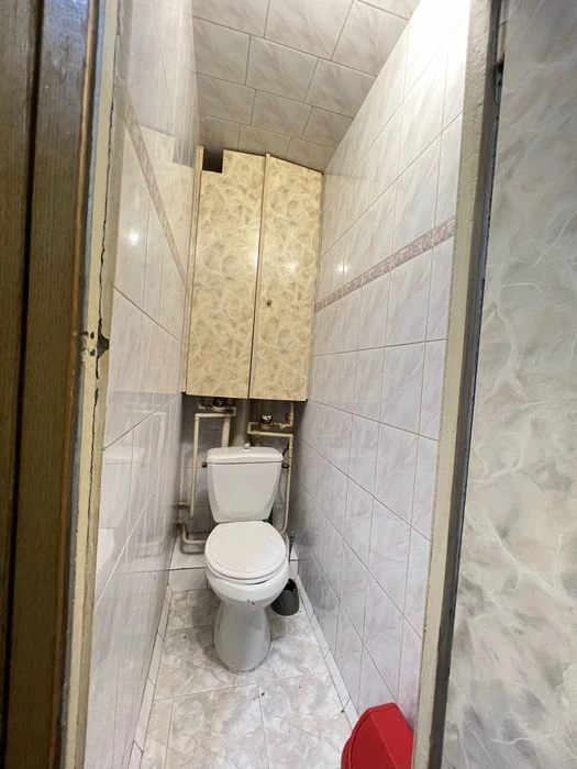 Urgent!! Selling a 4-room apartment in Pivnichna Saltivka 4 Gv.