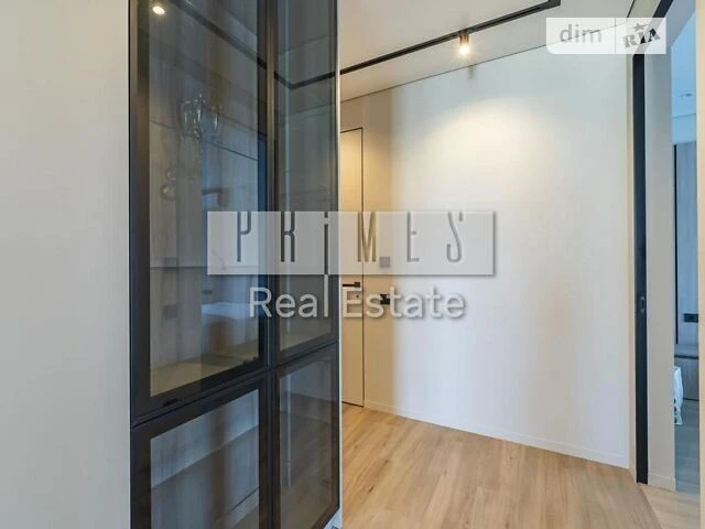 Sale of 2-room apartment 70.5 sq. m. on Uzhgorodskyi Avenue 4/1 • ID