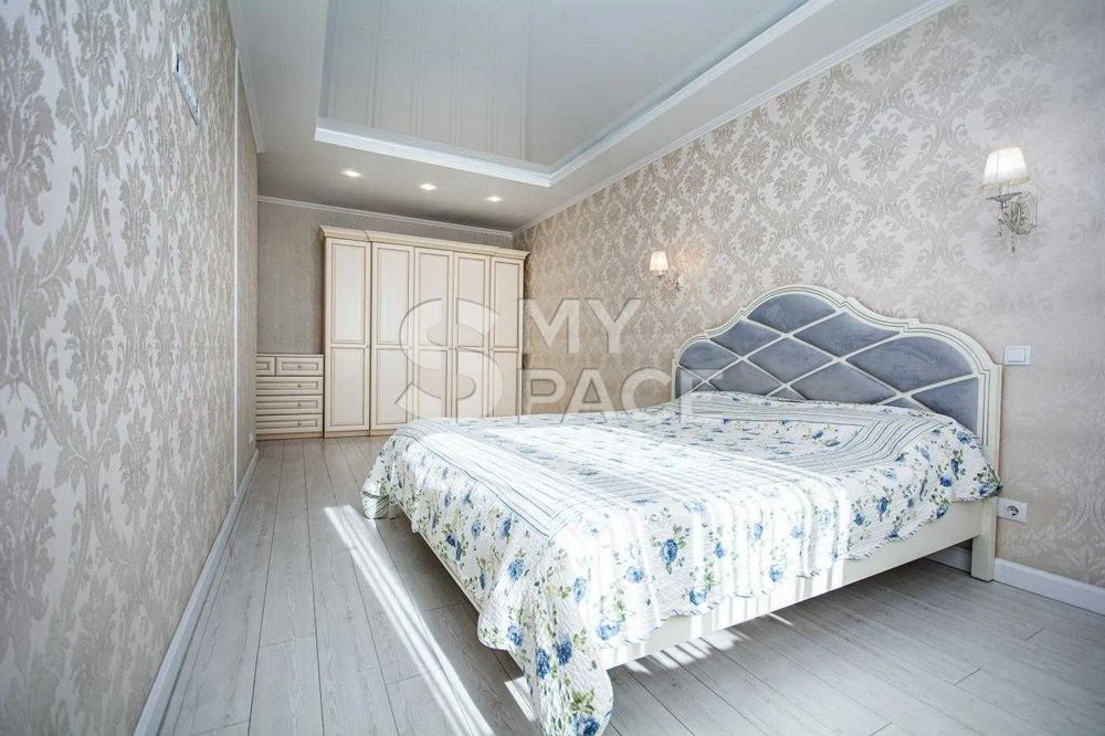 2-кімнатна квартира з ремонтом, Донця 2а