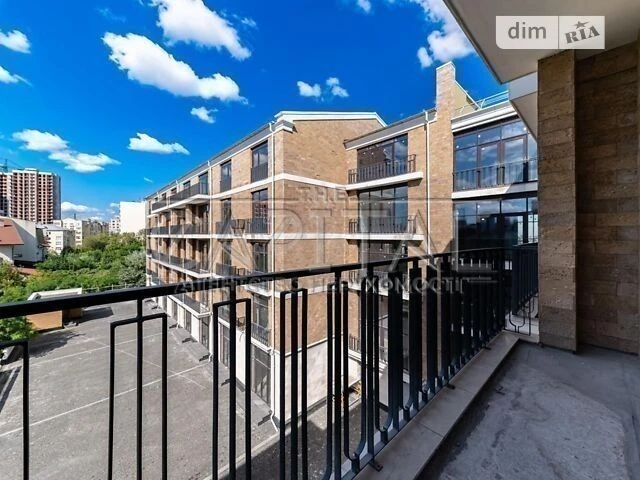 Sale of 3-room apartment 186 sq. m on Lukyanivskyi 3 • ID 3
