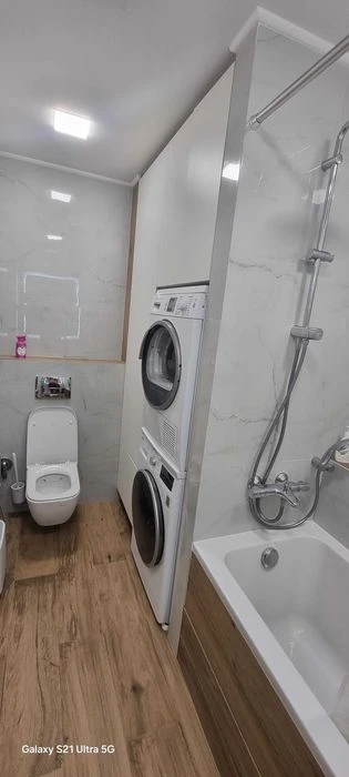 Продам 2к. 78м2 квартиру по вул.Литовська