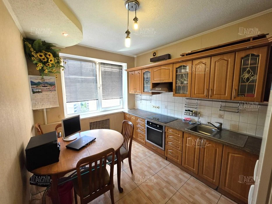 OS4 EX Selling a 3-room apartment in the new building Zhilstroy-2 Gag