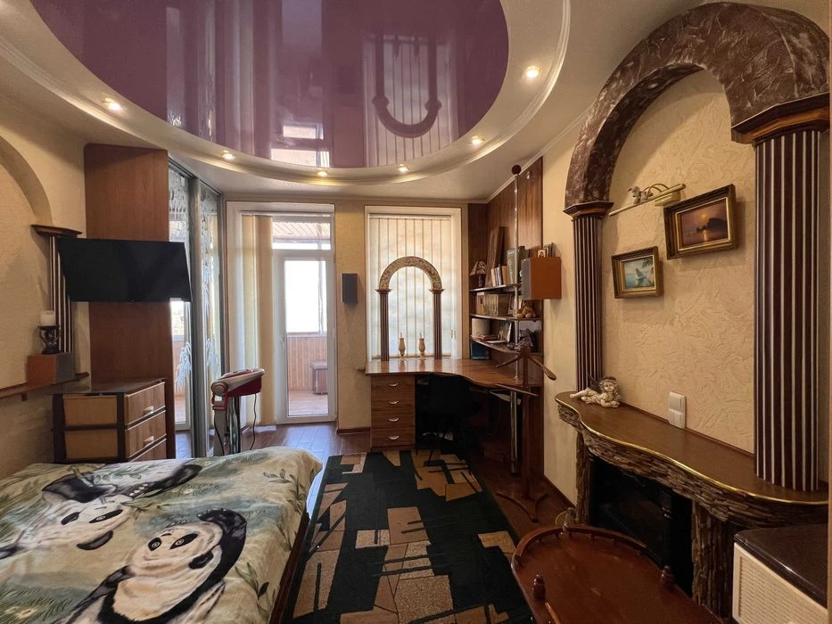 3-room apartment at 171 Poltavsky Shlyakh Street