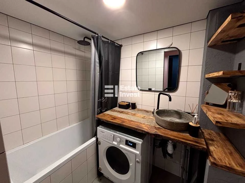 Apartment. Kharkiv, Heroiv Kharkova Ave. (Moskovskiy)