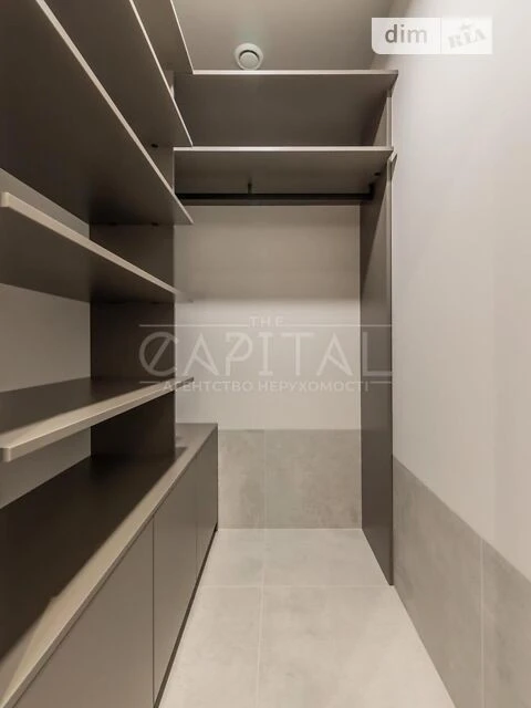 Продаж 2к квартири 77 кв. м на вул. Васильківська 1 • ID 346
