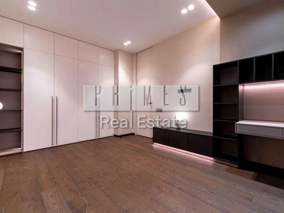 Apartment. Kyiv, Andriy Verkhoglyad St. (Mykhayla Dragomirova)