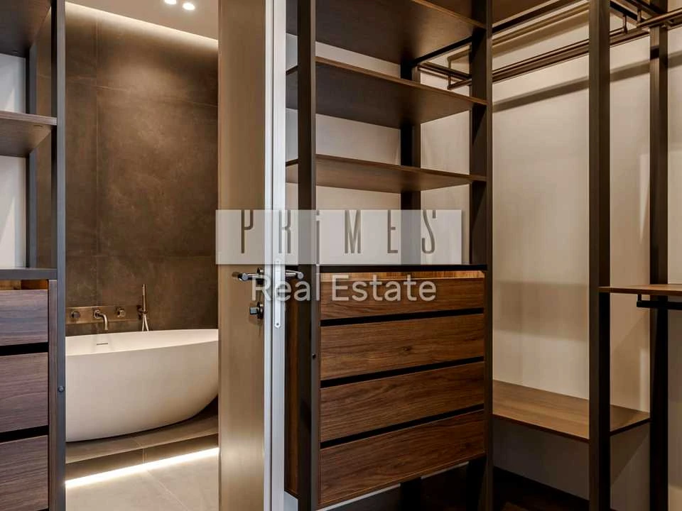 Apartment. Kyiv, Andriy Verkhoglyad St. (Mykhayla Dragomirova)
