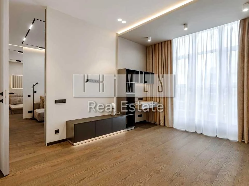 Apartment. Kyiv, Andriy Verkhoglyad St. (Mykhayla Dragomirova)
