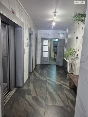 Продаж Квартира Троєщина