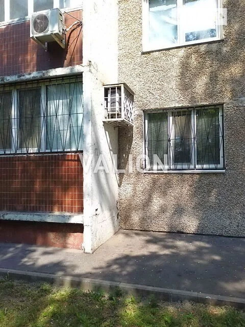 Sale of 2-room apartment 54.3 sq. m on Akademika Zabolotnogo St.