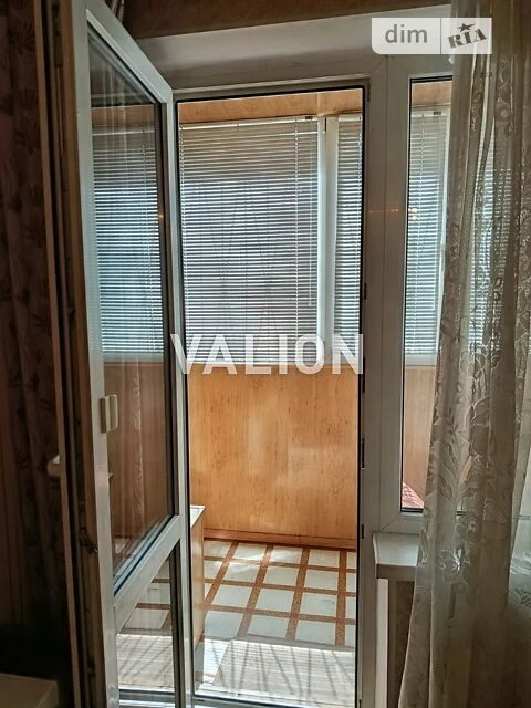 Sale of 2-room apartment 54.3 sq. m on Akademika Zabolotnogo St.