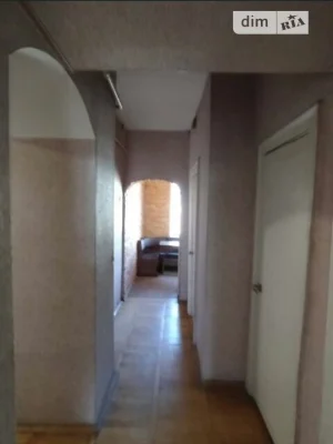 Sale of 3-room apartment 69.8 sq. m. on Oleksandra Dovzhenko St. 10