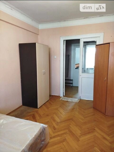 Sale of 3-room apartment 69.8 sq. m. on Oleksandra Dovzhenko St. 10