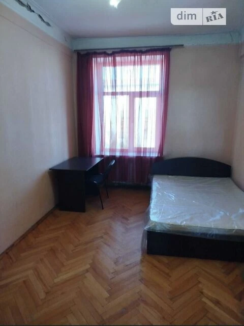 Sale of 3-room apartment 69.8 sq. m. on Oleksandra Dovzhenko St. 10