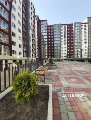 Продам 1 кім квартиру Центральна частина міста   ЖК Княгинин