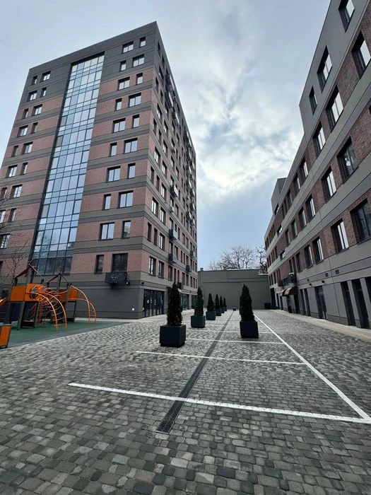 Продам власну квартиру 88м2 у ЖК Троїцький