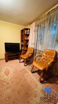 Продам большую 3к квартиру на Титова 12а!