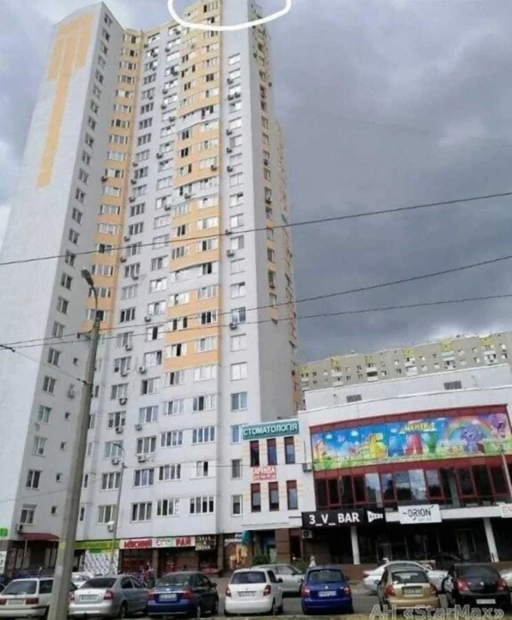 Продаж 2-кімнатної квартири 55 м², Миколи Закревського вул.,