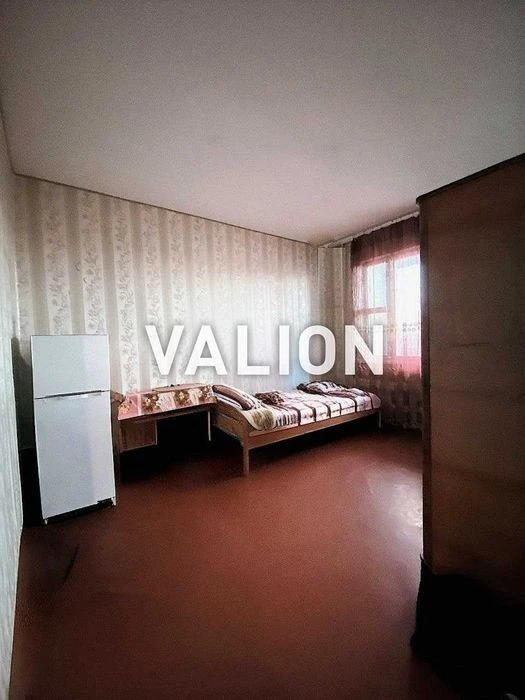 3-room apartment for sale, 4b, Makhova (Zholudeva) St., Sviato