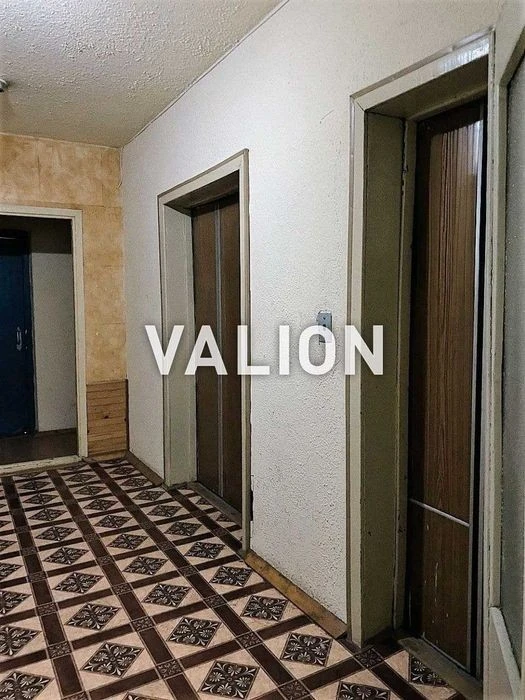 3-room apartment for sale, 4b, Makhova (Zholudeva) St., Sviato