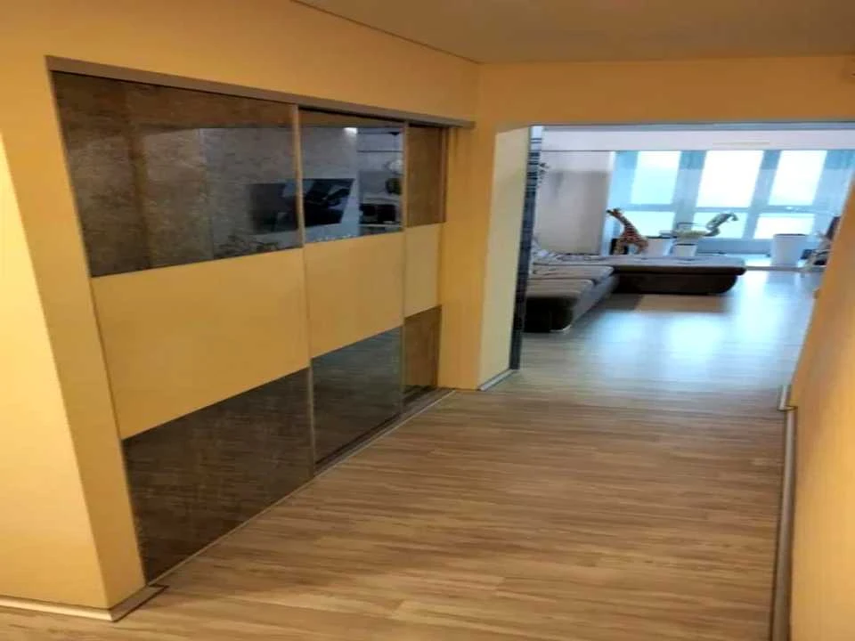 Apartment. Kharkiv, Kharkivska embankment st.