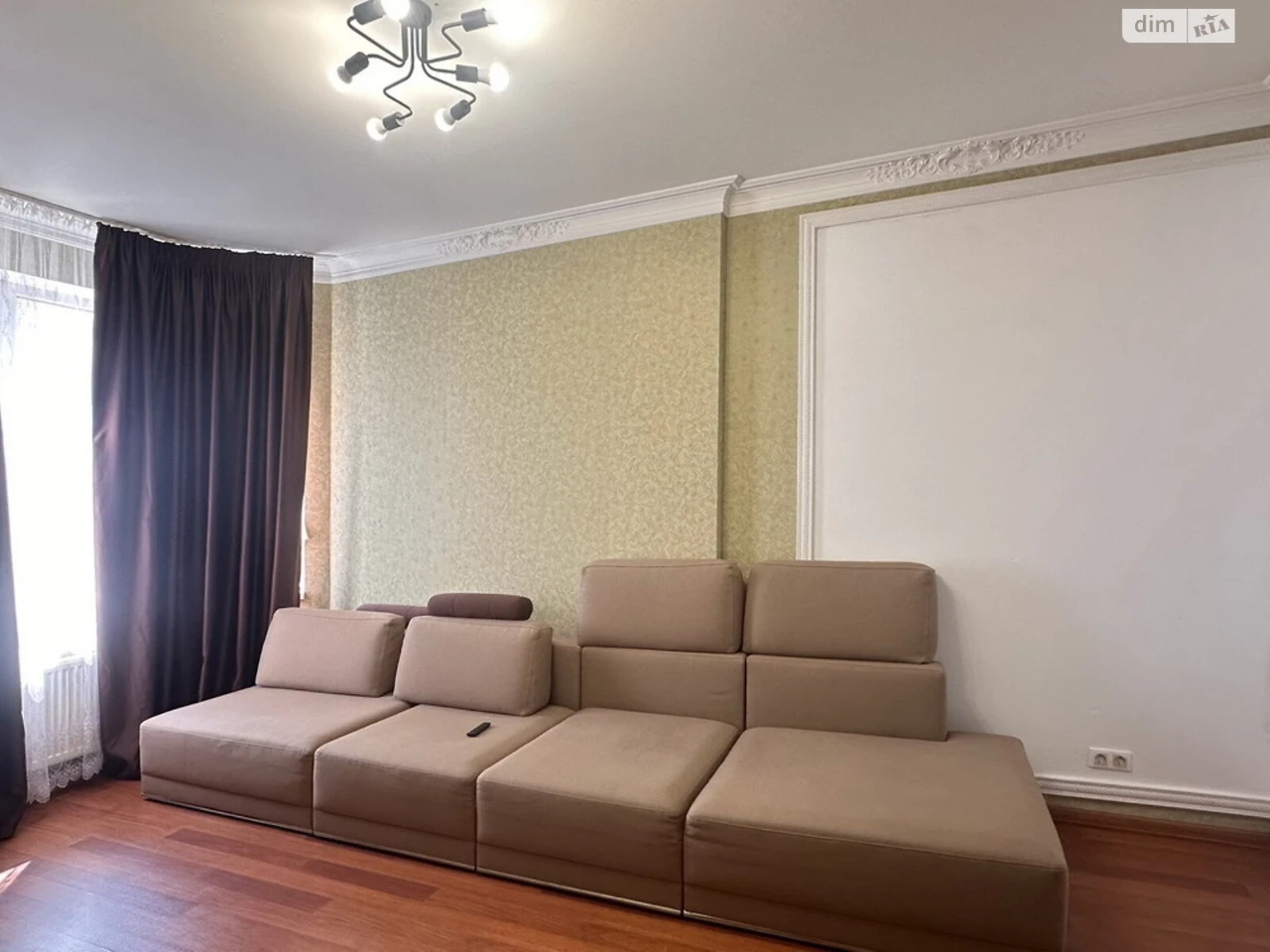 Продажа квартир Приморский.