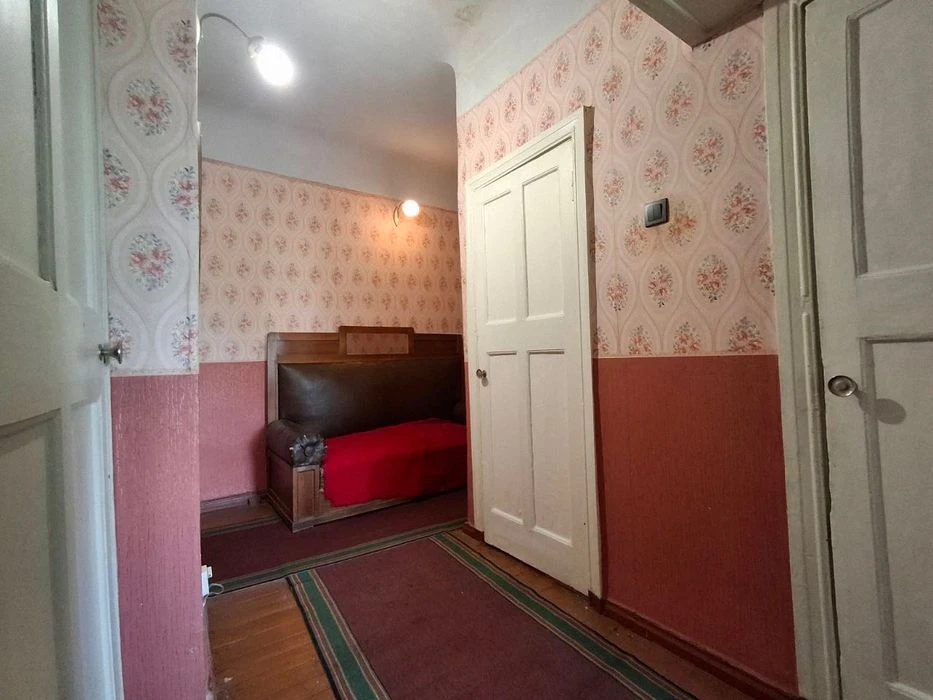 2 bedroom apartment in the center