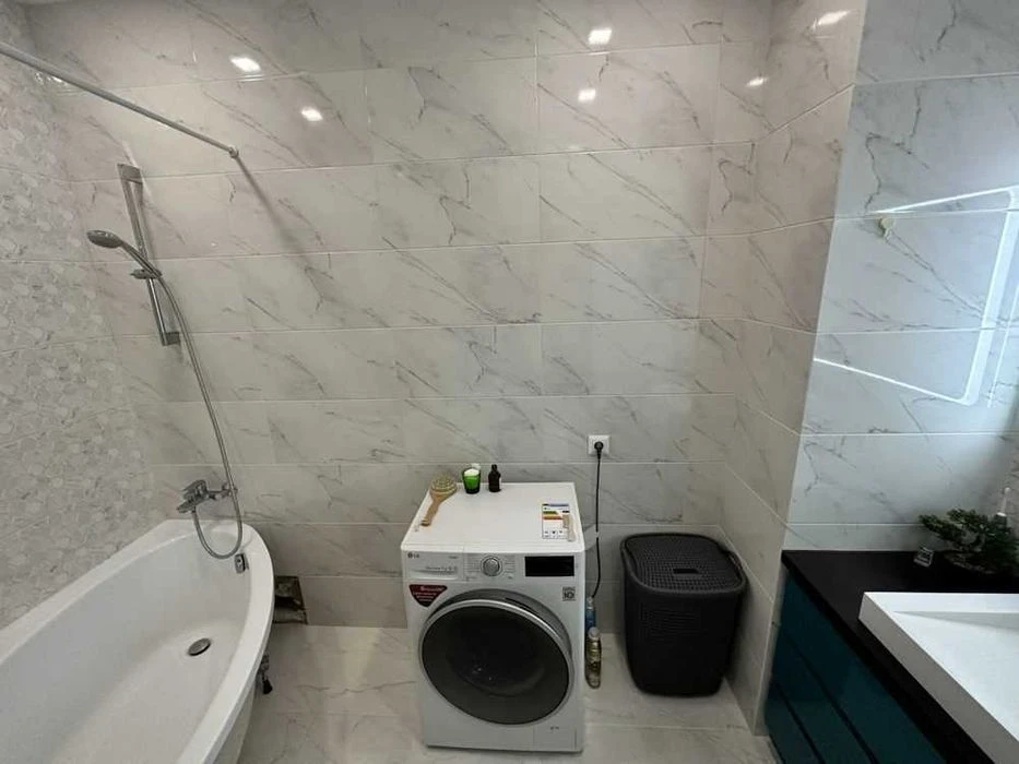 2к.квартира, ЖК Садовий, 70м2, меблі+техніка, котел