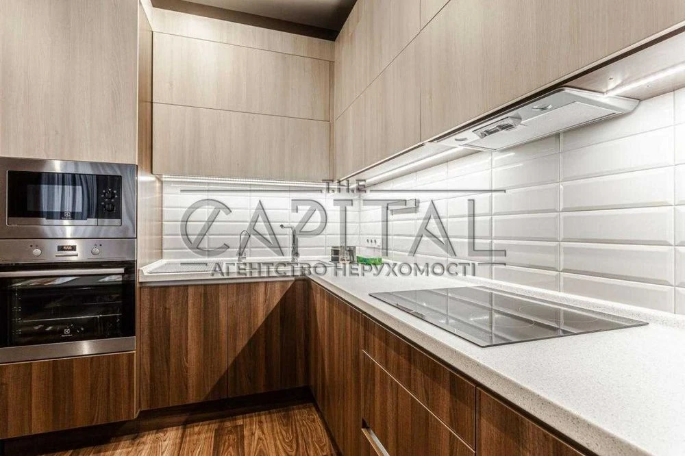 Sale of an exclusive apartment in the residential complex "Royal Tower" Tetris Hall