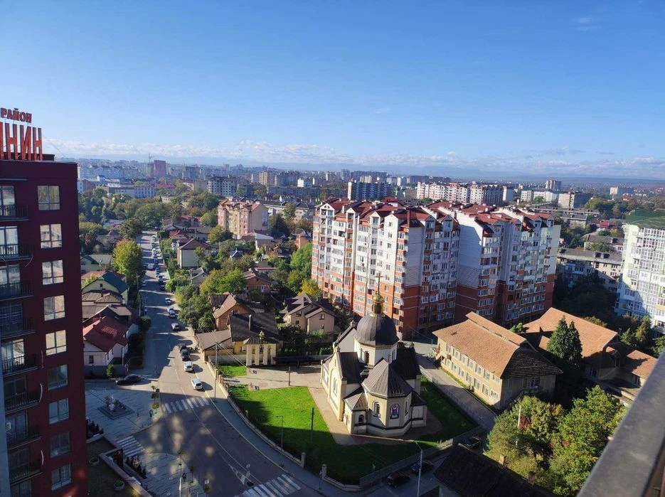 Дворівнева з терасою, з шикарним краєвидом, Центр, Княгинен