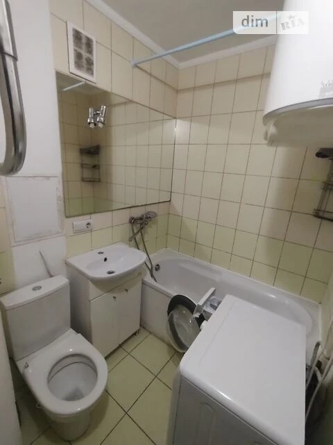 Sale of 1-room apartment 30.9 sq. m. on Akademika Shchuseva 2/19 street