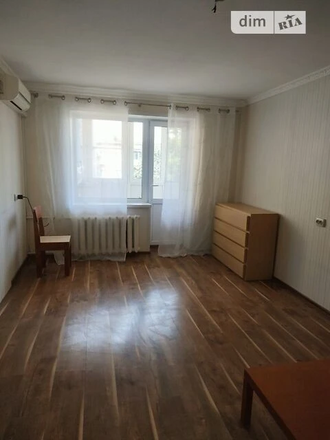 Sale of 1-room apartment 30.9 sq. m. on Akademika Shchuseva 2/19 street