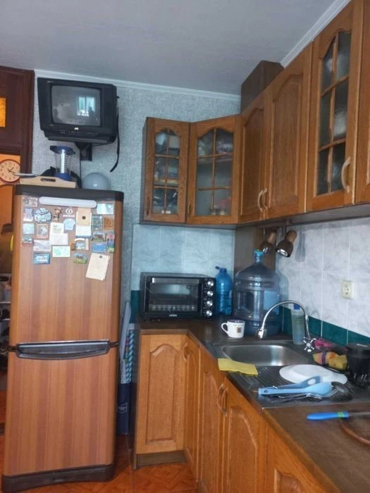 Sale 3k on Levka Lukyanenko