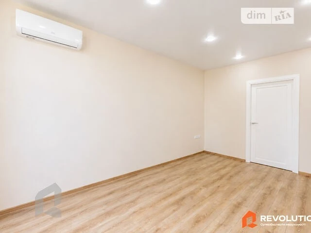 Sale of 2-room apartment 66.3 sq. m. on Hlybochytska Street, 13 building