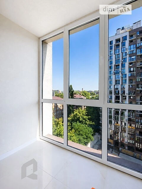 Sale of 2-room apartment 66.3 sq. m. on Hlybochytska Street, 13 building