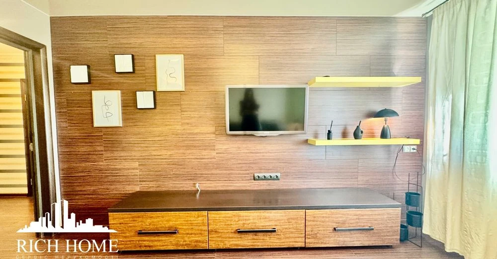 For sale spacious 1-room apartment, 46 sq.m. Chervonaya Kalina, 68