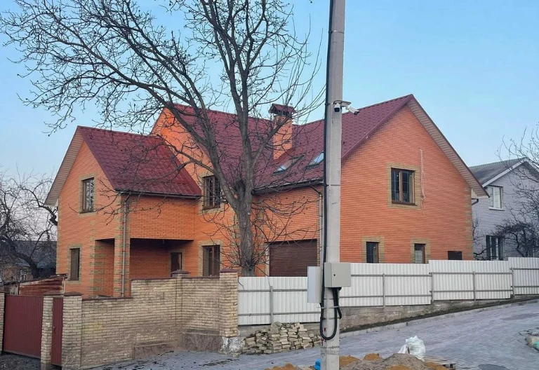 (5) Продаж будинку на Старому місті 4624
